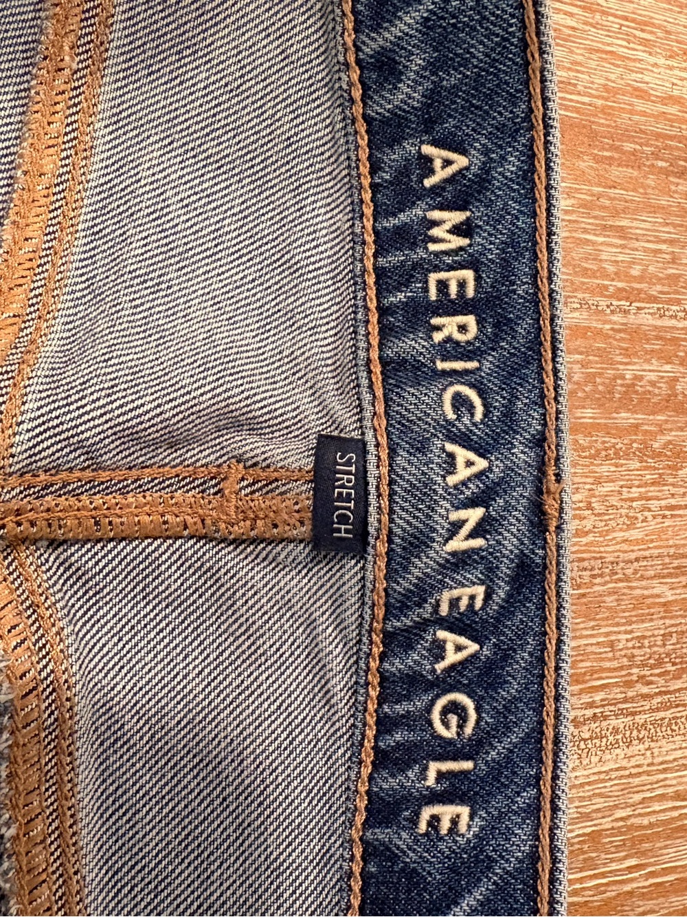 American Eagle Barrel Jeans - Picture 4 of 6